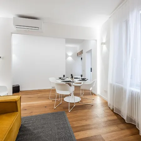 Emilia Academy Apartament