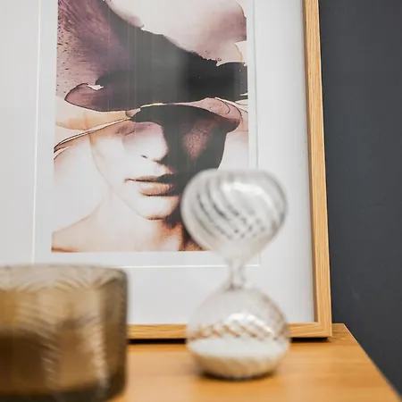 Emilia Academy Appartamento *