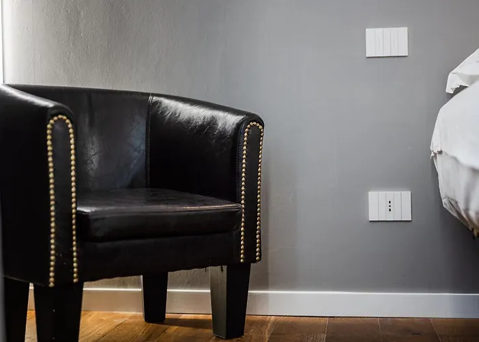 公寓 Emilia Academy